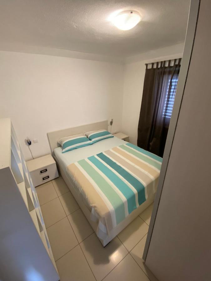 Apartments Kristina 밀나 외부 사진